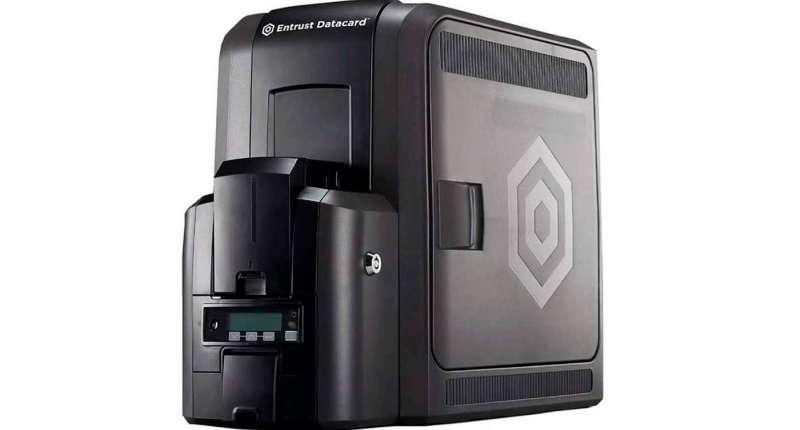 Как правильно выбрать принтер для печати пластиковых карт для юридических лиц