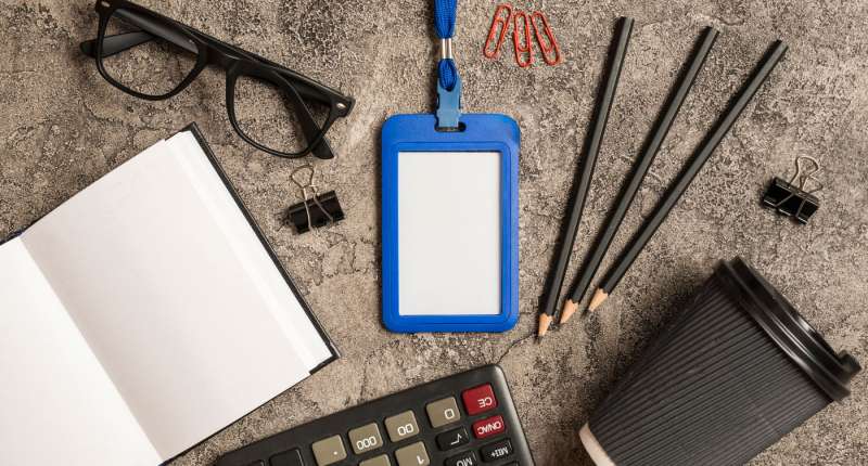 Как выбрать оборудование для печати корпоративных бейджей и ID-карт